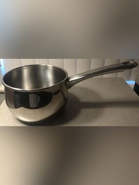 Meyer Bella Classico Stainless Steel Pot, 1-1/2 Quart, 5.5" diameter, 3.5" depth
